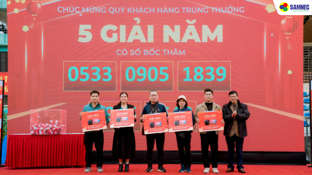 05 Giải Năm: