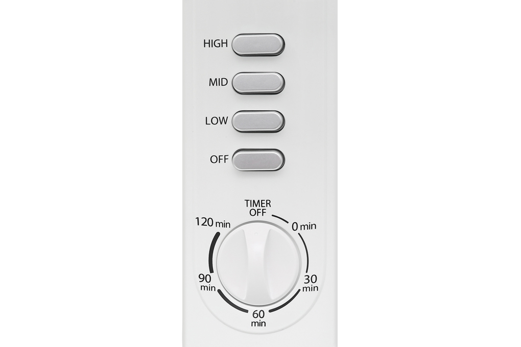 Quạt có 3 chế độ gió mạnh dần, thay đổi dễ dàng bằng bảng điều khiển có nút nhấn trên thân quạt Quạt có 3 chế độ gió mạnh dần, thay đổi dễ dàng bằng bảng điều khiển có nút nhấn trên thân quạt