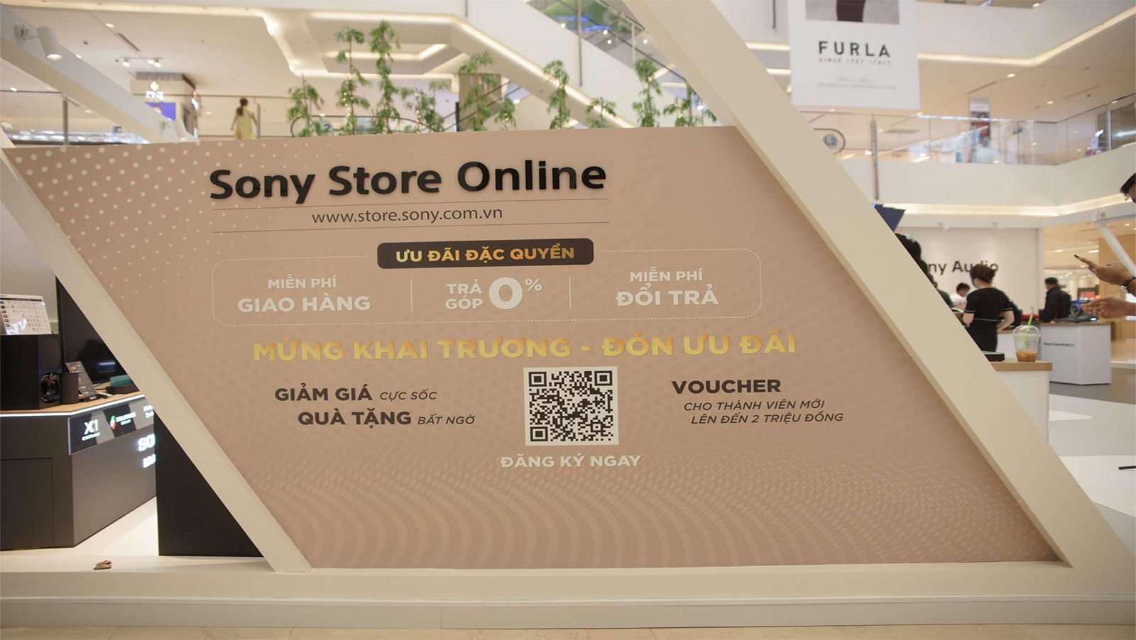 Sony ra mắt cửa hàng trực tuyến chính hãng đầu tiên tại Việt Nam